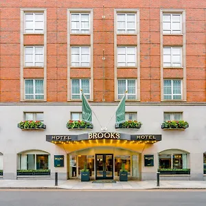 Brooks **** Dublin